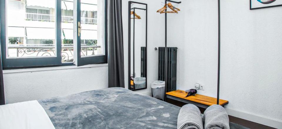 Traveller House Apartment บาร์เซโลนา ภายนอก รูปภาพ
