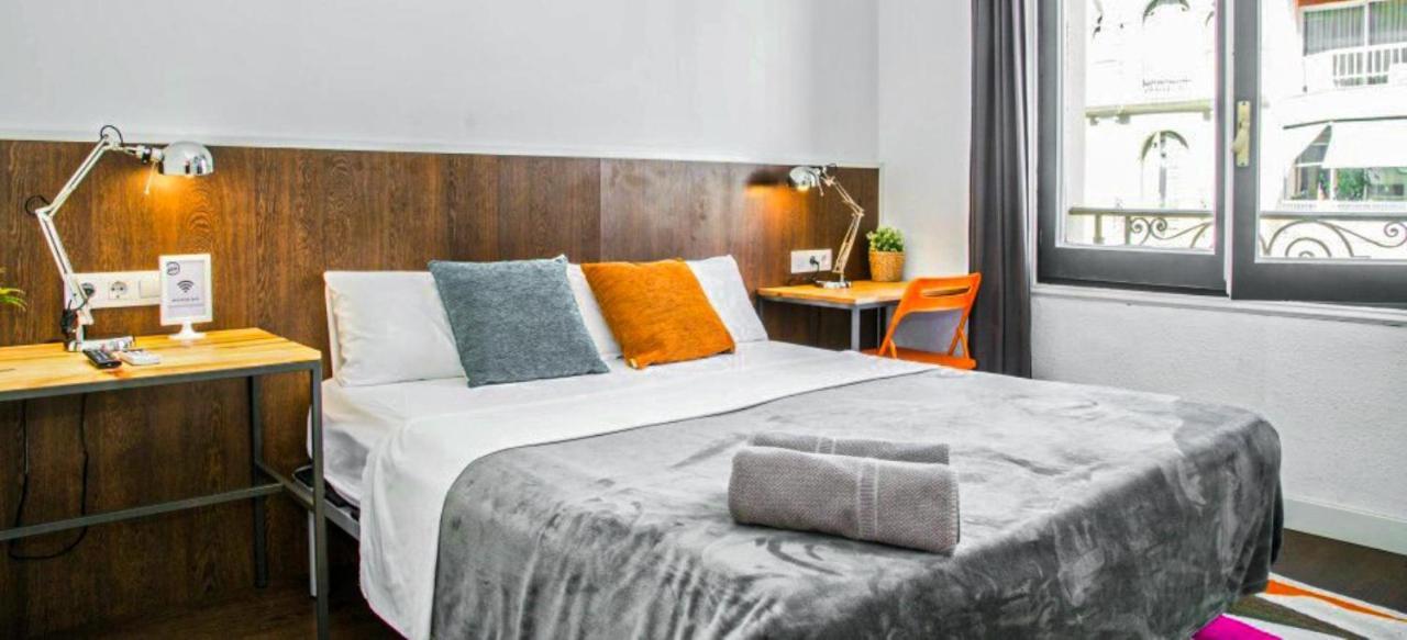 Traveller House Apartment บาร์เซโลนา ภายนอก รูปภาพ