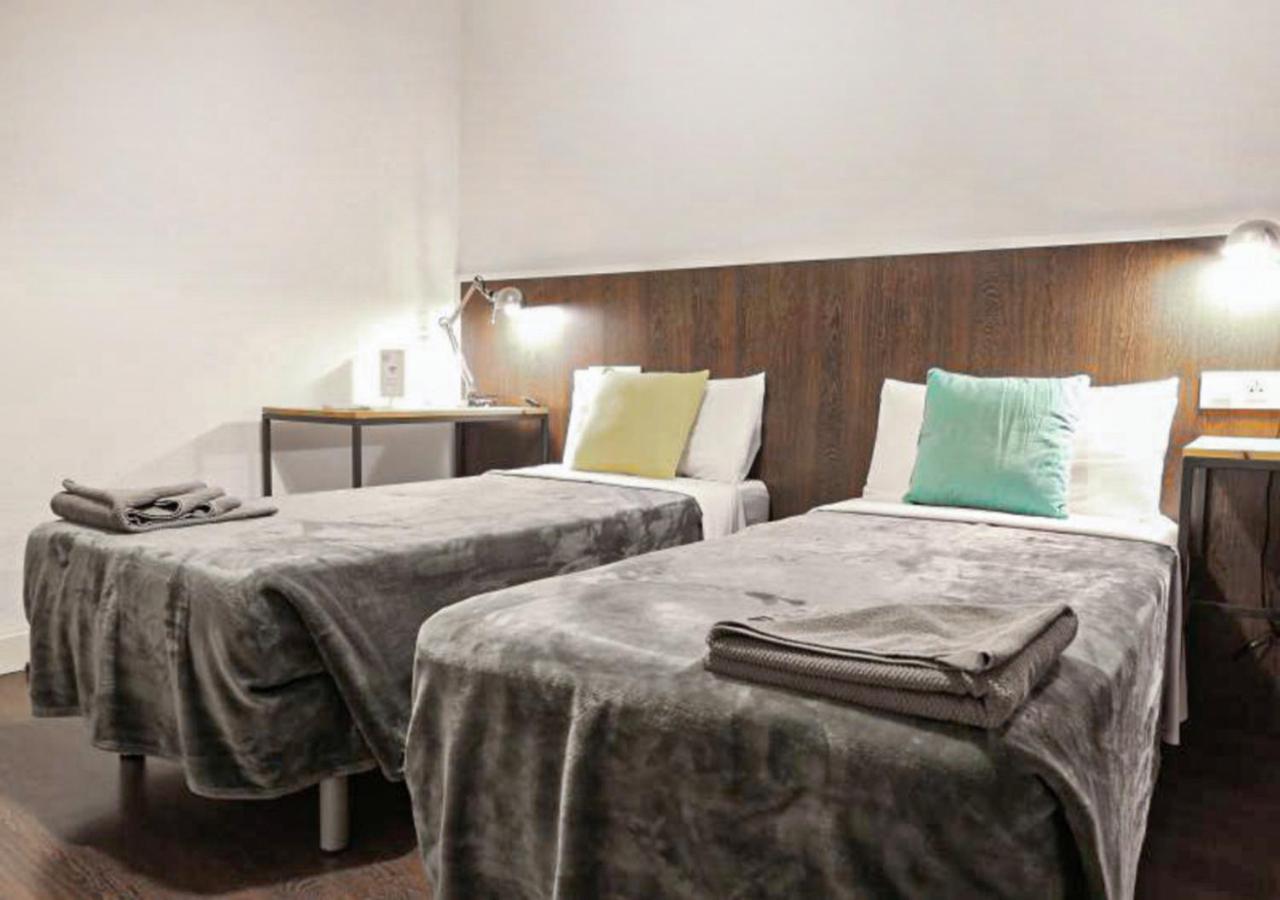 Traveller House Apartment บาร์เซโลนา ภายนอก รูปภาพ